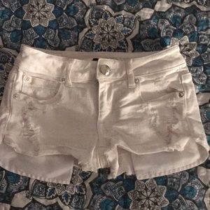 American Eagle white shorts size 0